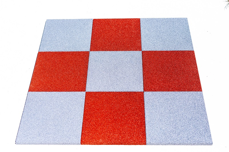 gumová podlaha 500x500 mm šachovnica červeno-sivá